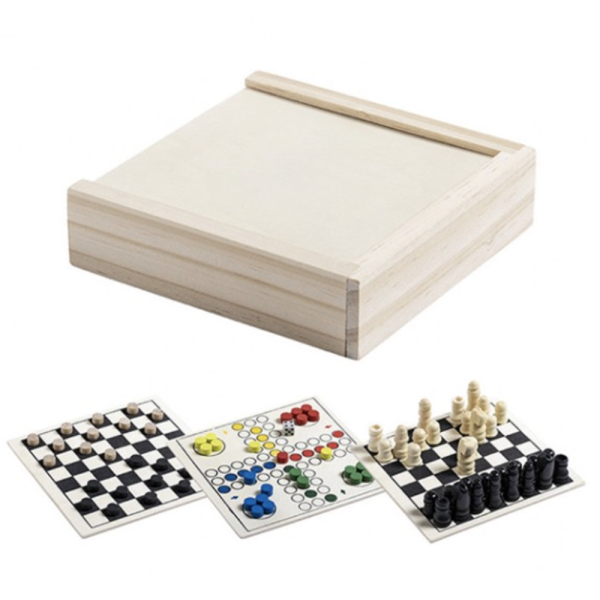 Set de juegos parchís, ajedrez y damas en caja de madera